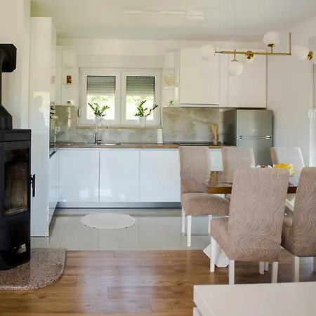 빌라 Ruska 루브스키