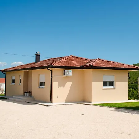 Ruska Vila Ljubuški