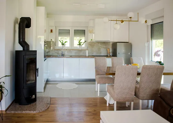 빌라 Ruska 루브스키