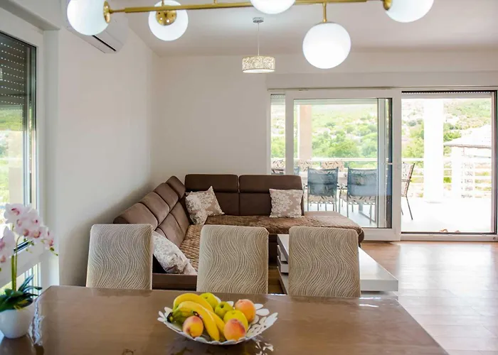 빌라 Ruska 루브스키